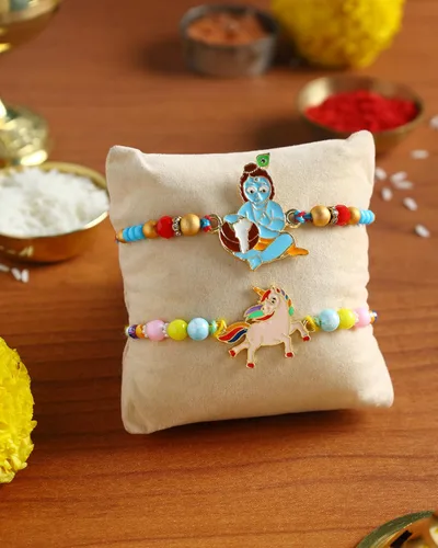 Vista 2 de Rakhi para hermano Juego de 2 Rakhi Tarjeta de felicitación Raksha Bandhan Roli Chawal Tika - Raksha bandhan Bro Rakhi para hermano diseñador