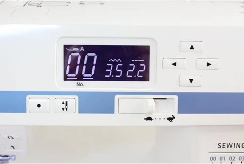 Vista 2 de Juki HZL-LB5100 Máquina de coser computarizada