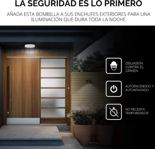 Vista 5 de Bombilla LED A19 Amazon Basics con sensor de atardecer a amanecer para exterior, equivalente a 60 W, energía eficiente 9 W, luz de día 5000K, base