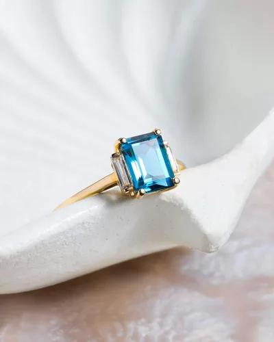 Vista 4 de YoTreasure Anillo de topacio blanco de 1.91 quilates, topacio azul de Londres, joyería de oro amarillo de 14 quilates, Metal Metal Piedra preciosa