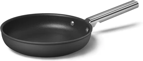 Vista 13 de Smeg Utensilios de cocina Sartén negra de 10 pulgadas