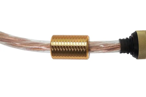 Vista 7 de iFi – Quasar - Cable de alimentación equilibrado geométricamente Reducción del ruido del sistema Cobre puro Polímero resistente a los impactos