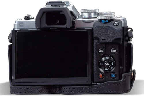 Vista 5 de MegaGear MG1932 Ever Ready - Funda de piel auténtica para cámara compatible con Olympus OM-D E-M10 Mark IV, color negro