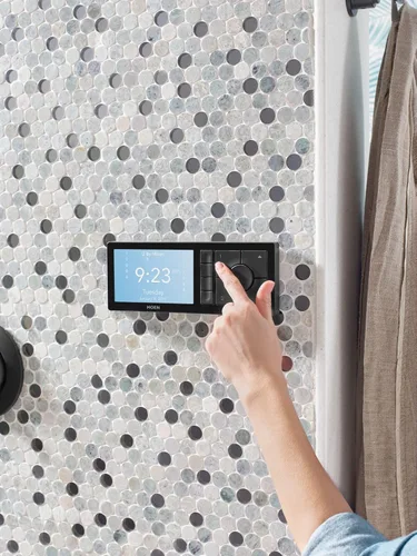 Vista 2 de Moen TS3302BL - Controlador de sistema de agua digital inteligente de 2 salidas para válvula de ducha termostática, en color negro mate
