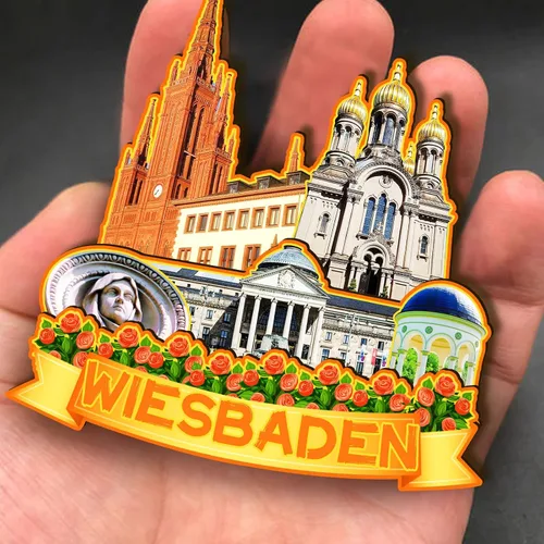 Vista 4 de Wiesbaden Alemania - Imán de madera 3D para nevera, recuerdos coleccionables, decoración hecha a mano