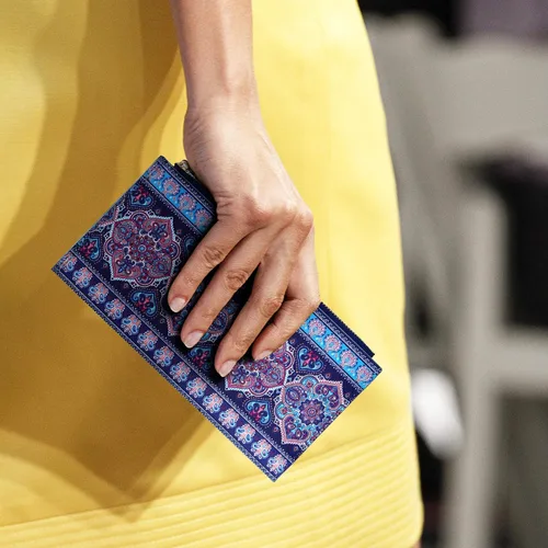Vista 2 de Badiya Billetera para mujer con bloqueo RFID, multitarjetero, gran capacidad, con bolsillo con cremallera, regalo