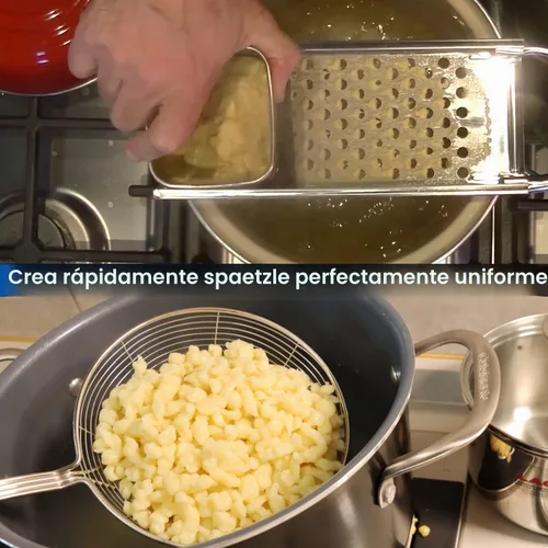 Vista 4 de Spaetzle Maker de acero inoxidable de alta calidad con mango de agarre cómodo, colador de araña de acero inoxidable, cuchara espumadora, colador