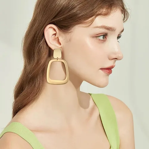 Vista 2 de Juego de 2 a 3 pares de aretes de gota de clip, aretes de oro mate, aretes de declaración de joyería para mujer