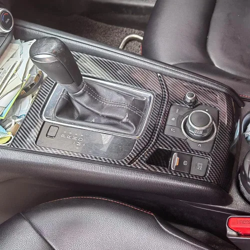 Vista 4 de AOKIO Cubierta de Panel Trim de Palanca de Cambios de Consola Central Interior para Accesorios Mazda CX5 CX-5 2017 2018 2019 2020 2021 2022 2023