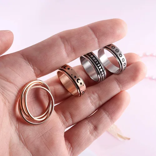 Vista 7 de FUNRUN JEWELRY Juego de 4 anillos giratorios de acero inoxidable para mujeres y hombres, anillos de banda para la ansiedad, luna, estrella, celta