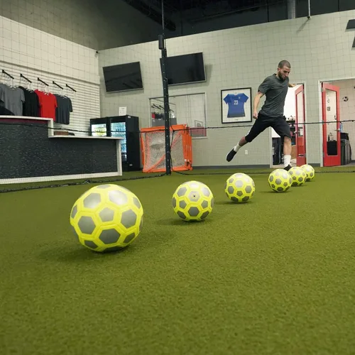 Vista 2 de GoSports Pelotas de fútbol sala Elite – Elige un paquete individual o seis – Ideal para juegos de fútbol sala en interiores o exteriores o práctica