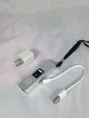 Vista 2 de Slider 3 Millones de Voltios Mini Stun Gun Linterna Plata