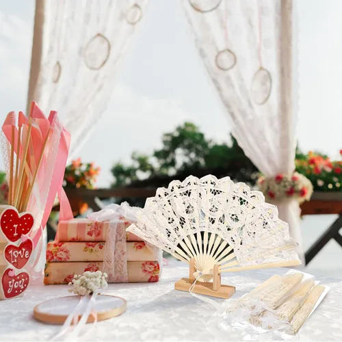 Vista 7 de Beeveer - 6 abanicos de mano plegables de encaje para boda, algodón bordado, color beige Bamboo Staves Silk Tassels, Vintage Retro, Handheld