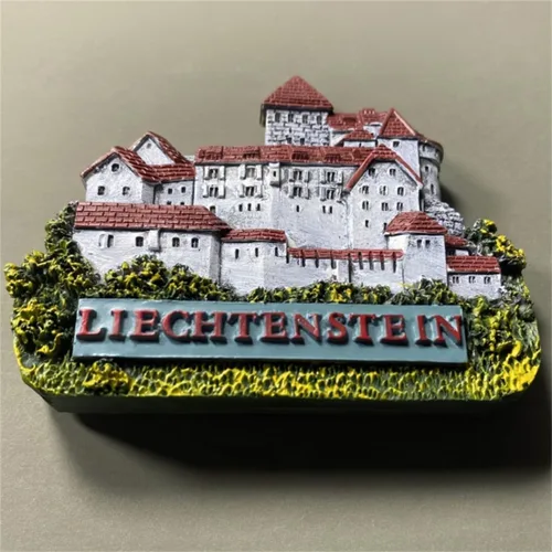Vista 2 de Vaduz Castle Liechtenstein - Imán para nevera, recuerdo de viaje, decoración de nevera, 3D, calcomanía magnética, colección artesanal