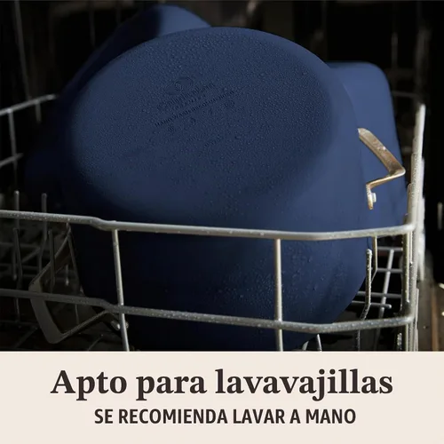 Vista 5 de Calphalon® Premier Horno holandés antiadherente de cerámica de 7 qt. con tapa, Azul medianoche