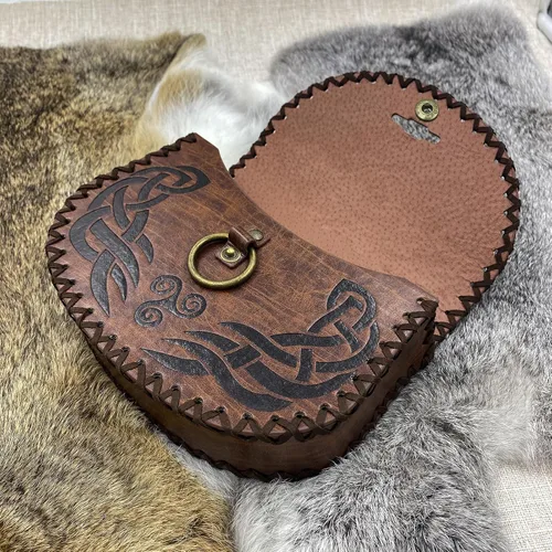 Vista 4 de HiiFeuer Viking Bolsa de cinturón en relieve, mochila lateral de piel sintética medieval vintage, bolsa de cinturón portátil para la edad media