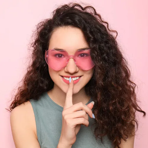 Vista 7 de Frienda 6 lentes de sol con forma de corazón rosa para fiestas y cosplay