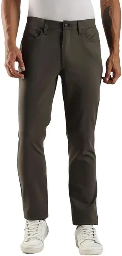 Vista 5 de Calvin Klein Pantalón tejido técnico elástico Move 365 para hombre, corte ajustado, resistente a las arrugas aleación