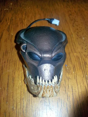 Vista 4 de Hot Toys Predators Movie Masterpiece Berserker Predator Figura coleccionable