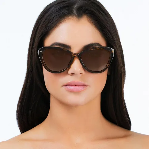 Vista 3 de Prive Revaux The Hepburn Cat Eye Sunglasses Handcrafted, Polarized Lenses with 100% UV Protection For Women