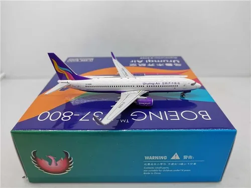 Vista 7 de Phoenix Urumqi Airlines para Boeing B737-800 B-6268 1/400 DIECAST modelo preconstruido