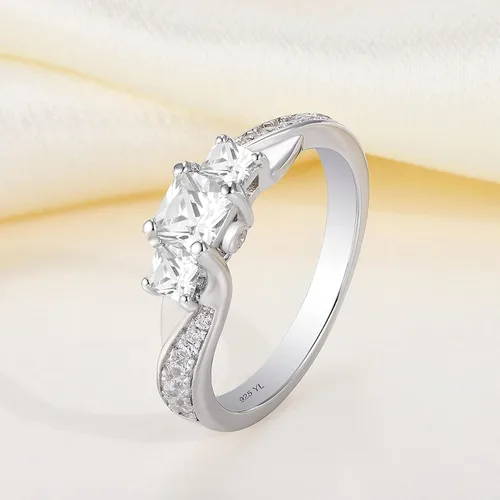 Vista 4 de YL - Anillos de boda de plata de ley para mujer, 3 piedras de nacimiento transparentes