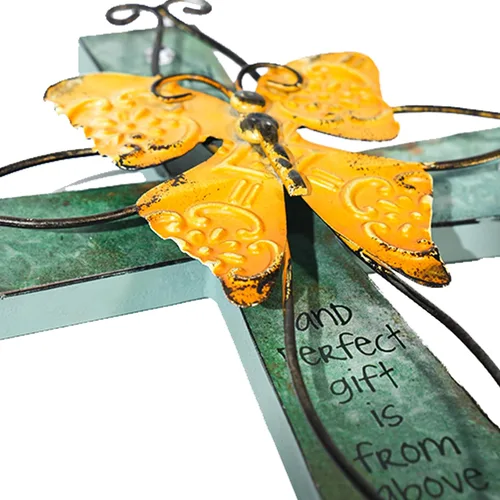 Vista 3 de MelinSam Crucifijo de madera único con mariposa decorativa de metal envejecido y oración inspiradora inscrita en la cruz