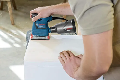 Vista 4 de BOSCH GSS20-40 Lijadora de Acabado Orbital de 1/4 Hoja, 2 Amp, 12000 OPM con Colector de Polvo