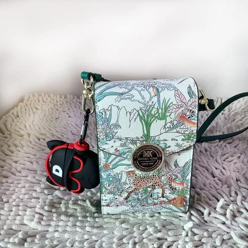 Vista 8 de Funda de silicona 3D de animales hiphop Bull Dog compatible con Airpods2 Aiprods Puppy Pet negro rojo cubierta de auriculares llavero fresco