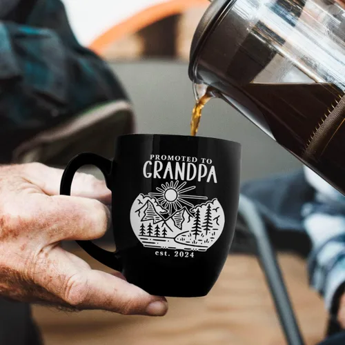 Vista 6 de PlaqueMaker Taza de café Bistro de cerámica personalizada, texto grabado con láser, 16 onzas (negro)