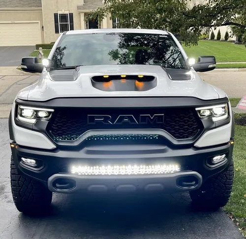 Vista 3 de M&R Automotive - Barra de luz LED Barra de luz LED RAM TRX M&R de 40 pulgadas ultra brillante 2019 2020 2021 2022 Fácil instalación de luz LED