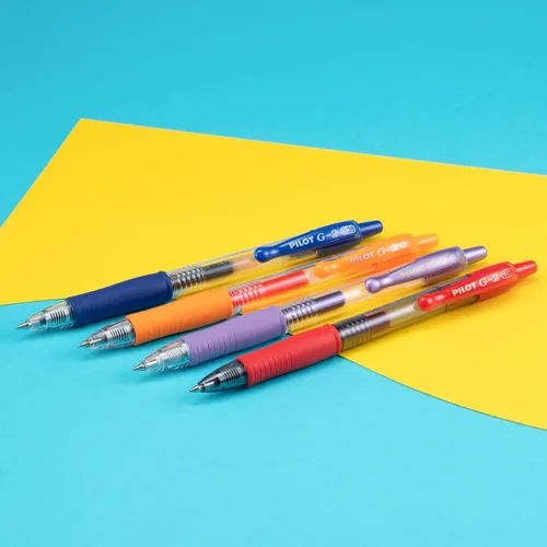 Vista 8 de Pilot, bolígrafos de gel retráctil G2 Premium, punta extra fina de 0.5 mm, paquete de 5, azul