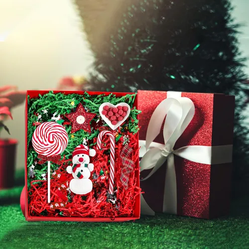 Vista 3 de LOMIMOS Relleno de papel de Navidad de 1 libra, papel de rafia de Navidad rojo y verde con confeti de Navidad para envolver regalos, cesta