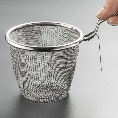 Vista 4 de Vctitil Cesta para freír de acero inoxidable, malla de alambre fino, colador de alimentos, pequeña sartén caliente, filtro de tamiz para albóndigas
