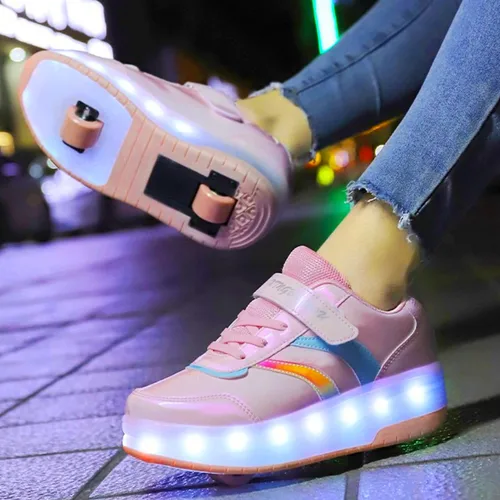 Vista 3 de Zapatos con ruedas para niños y niñas, patines, zapatillas deportivas con luz LED recargable para principiantes, el mejor regalo