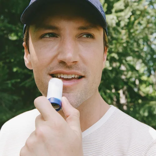 Vista 6 de Ursa Major Going Places - Bálsamo labial Hidratante de labios natural para labios agrietados y secos Hidrata, calma y protege Tubo de cartón