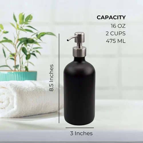 Vista 6 de Cornucopia Brands Botellas de vidrio negro de 16 onzas con bombas de acero inoxidable (paquete de 2); Boston Round recubierto de negro