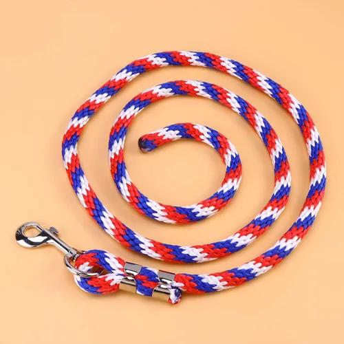 Vista 9 de POPETPOP - Cuerda de caballo trenzada para equitación de caballo con cierre resistente (rojo, azul y blanco)