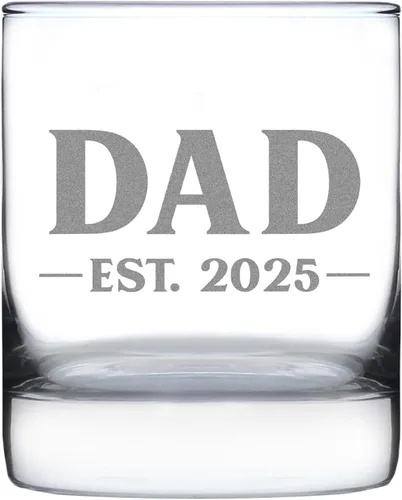 Vista 23 de Dad Est 20XX personalizado – Nuevo padre whisky rocas regalo de cristal para padres primerizos – Gafas personalizadas atrevidas de 10.25 onzas
