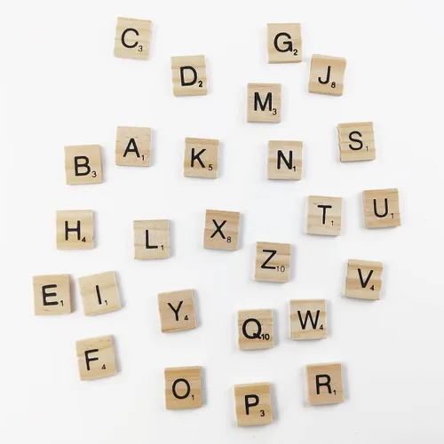 Vista 6 de GXXMEI 1000 piezas de fichas de letras de madera, letras mayúsculas de la A a la Z para manualidades, ortografía, fichas de reemplazo