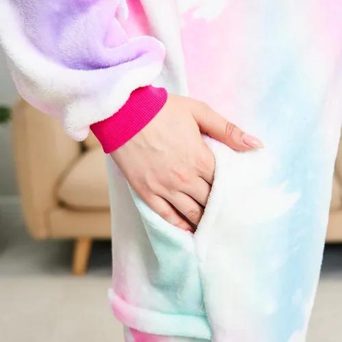 Vista 5 de NewPlush Pijama unisex de unicornio para adultos, mujeres y hombres, mameluco de cosplay de animales