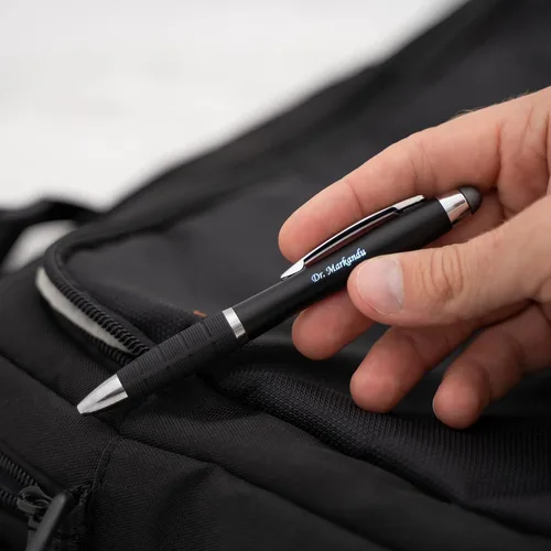 Vista 2 de Dayspring Pens Lumen Light-Up - Bolígrafo grabado con lápiz capacitivo, negro, grabado iluminado con pantalla de luz multicolor, acción de clic
