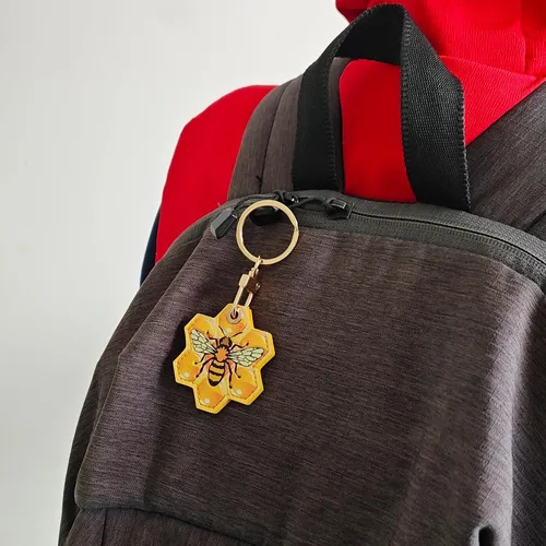 Vista 6 de CATCH ON Paquete de 2 fundas de cuero para Airtag para llavero, bonitos accesorios Kawaii adecuados para Airtag
