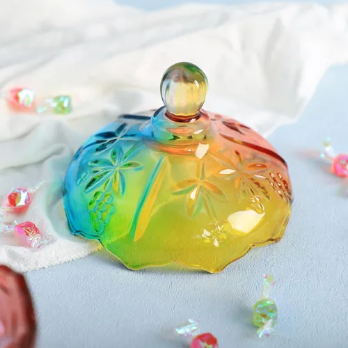 Vista 7 de SOCOSY Royal Rainbow - Tarro de boticario con patas de cristal en relieve con tapa, tarro de cristal transparente para bufé de dulces, 22 onzas
