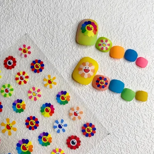 Vista 10 de Dedyel Calcomanías de uñas de sonrisa, lindas calcomanías de uñas de dibujos animados 5D en relieve de cara sonriente, calcomanías de uñas Kawaii