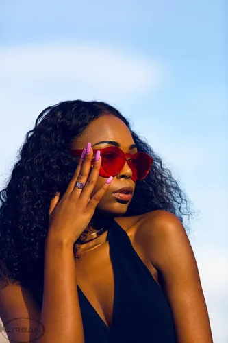Vista 2 de Lentes de sol redondos transparentes de una pieza sin montura para mujeres y hombres