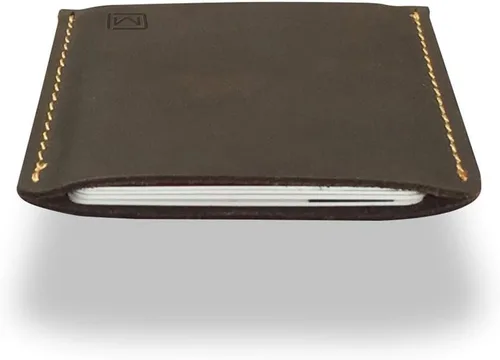 Vista 4 de Modern Carry - Funda delgada de cuero para tarjetas de crédito marrón Brown Card Sleeve