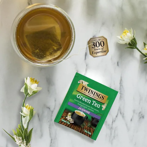 Vista 6 de Twinings Surtido de bolsas de té en caja de regalo, paquete variado (22 unidades), 22 sabores únicos para amantes del té: mujeres, hombres, parejas