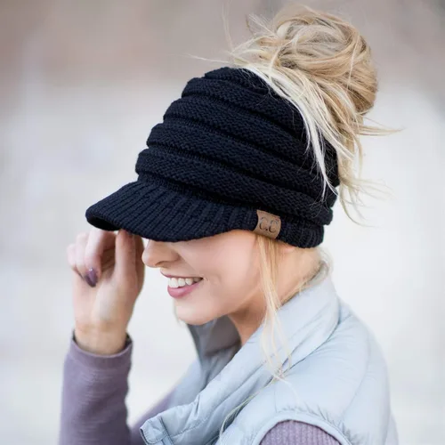 Vista 128 de Funky Junque - Gorro para mujer con ranura para cola de caballo