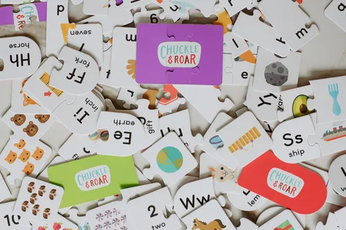 Vista 7 de Chuckle & Roar - ABC & Counting - Paquete de 56 rompecabezas de aprendizaje para niños a partir de 3 años Wooden Learning Puzzle, Alphabet